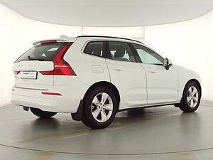 Volvo  XC60 Momentum Pro, B4 Mild-Hybrid Benzin