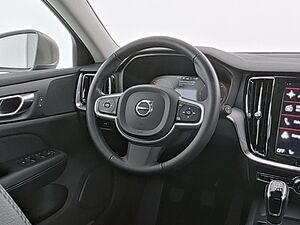 Volvo  V60 D3 Schaltgetriebe (110kW/150PS) Momentum Pro