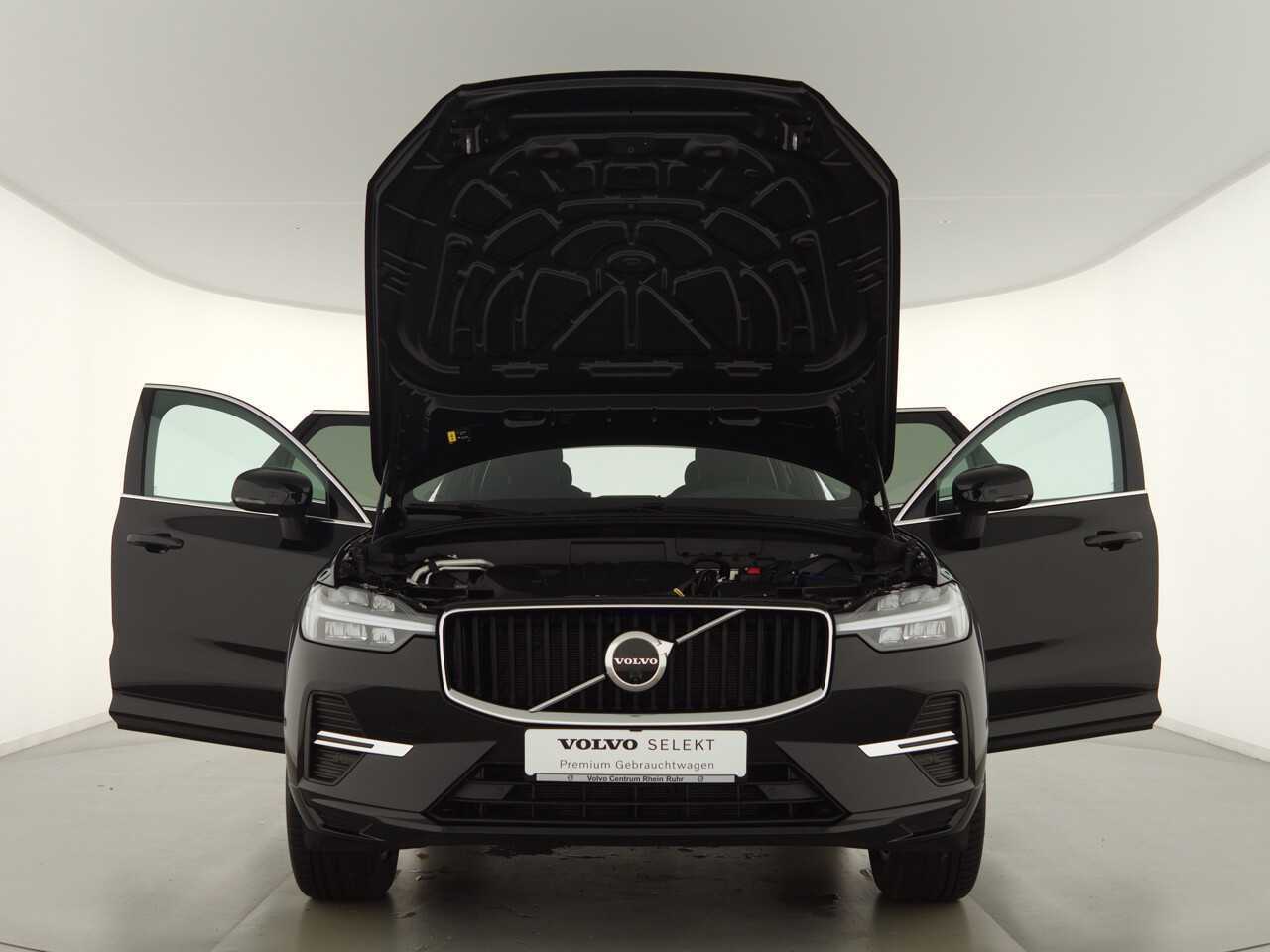 Volvo  XC60 Momentum Pro, B4 Mild-Hybrid Benzin