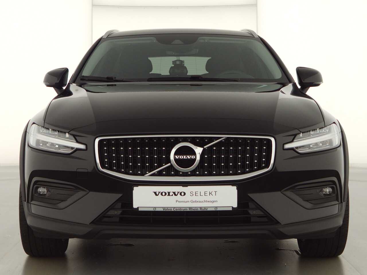 Volvo  V60 Cross Country Pro, B4 Mild-Hybrid Diesel AWD