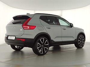 Volvo  XC40 Recharge Ultimate, T4 Plug-in Hybrid, Elektrisch/Benzin, Dark