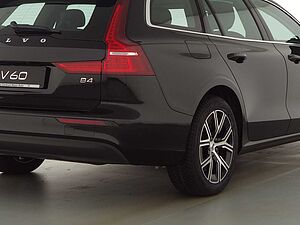 Volvo  V60 Core, B4 Mild-Hybrid, Diesel