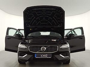 Volvo  V60 Recharge Essential, T6 AWD Plug-in Hybrid, Elektrisch/Benzin, Bright