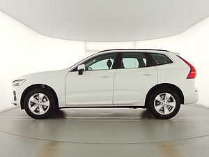 Volvo  XC60 Momentum Pro, B4 Mild-Hybrid Benzin