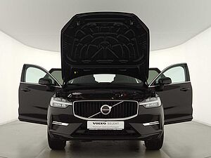 Volvo  XC60 Momentum Pro, B4 Mild-Hybrid Benzin