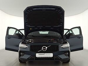 Volvo  S60 R-Design, B4 Mild-Hybrid Benzin