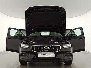 Volvo  V60 Cross Country Pro, B4 Mild-Hybrid Diesel AWD