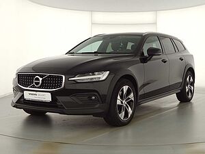 Volvo  V60 Cross Country Pro, B4 Mild-Hybrid Diesel AWD