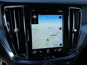 Volvo  T8 AWD Twin Engine R-Design NAVI LED 360°