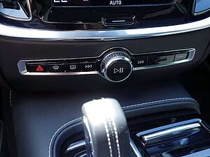 Volvo  T8 AWD Twin Engine R-Design HUD LED 360°