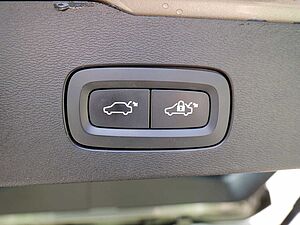 Volvo  T8 AWD Twin Engine R-Design HUD LED 360°