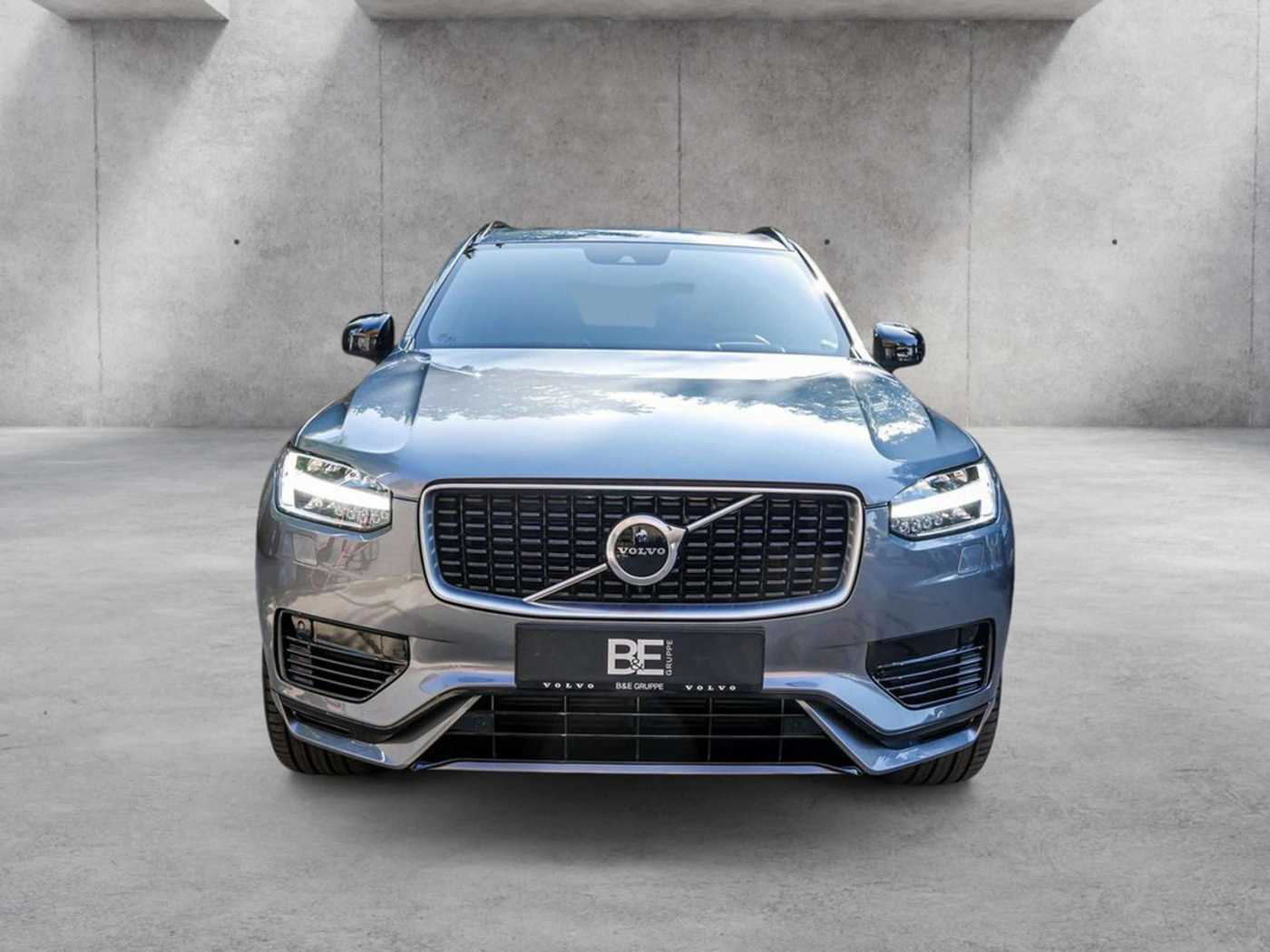 Volvo  T8 AWD Recharge Plug-In Hybrid R-Design