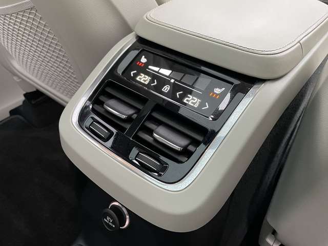 Volvo  T8 Inscription Plug-In Hybrid AWD 360° | AHK | STA