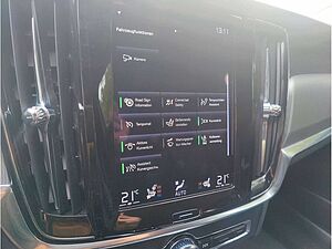 Volvo  D5 AWD Pro SHZ H/K NAVI LED