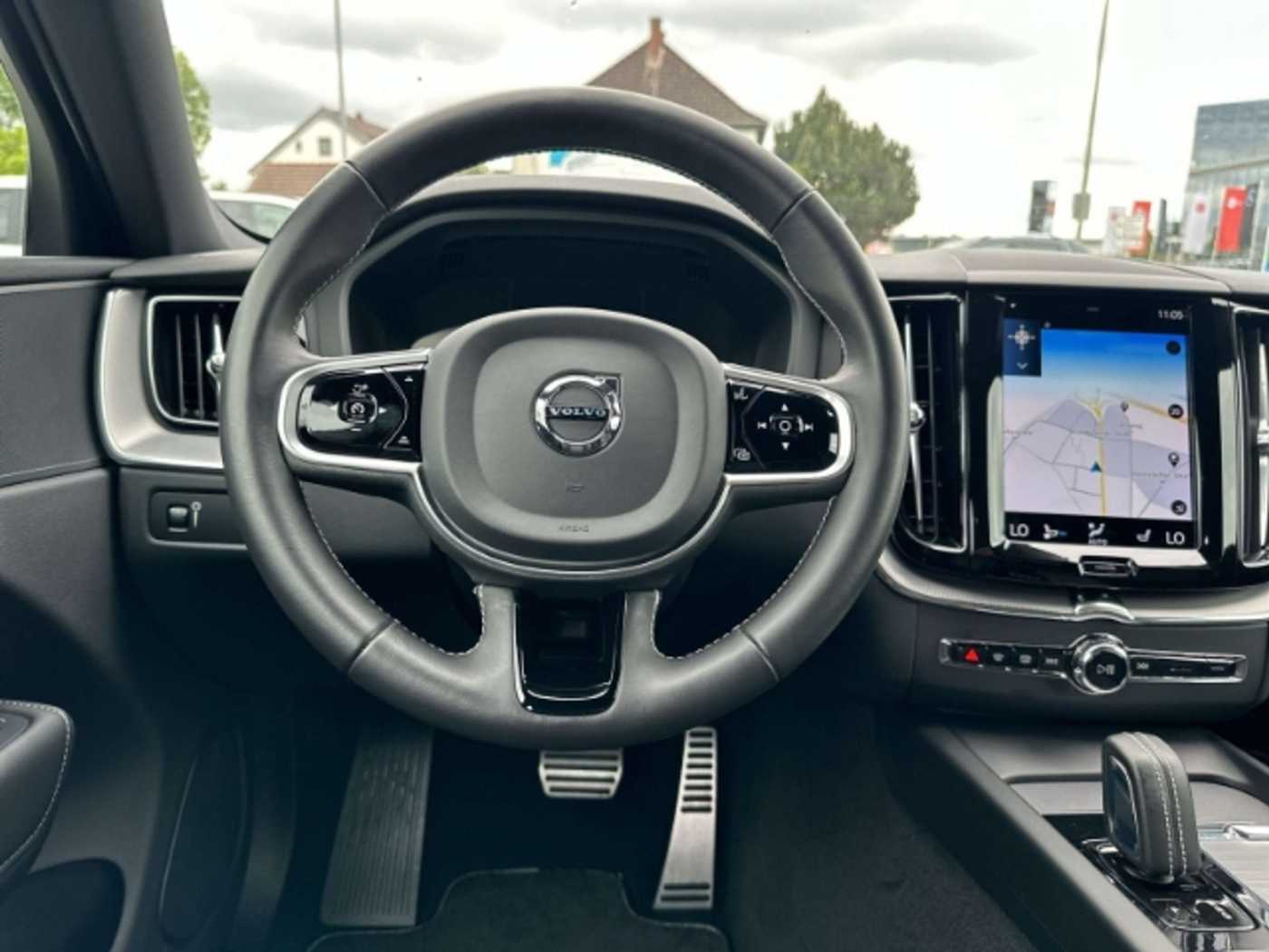 Volvo  R Design AWD B4 Navi Memory LED Rückfahrk.