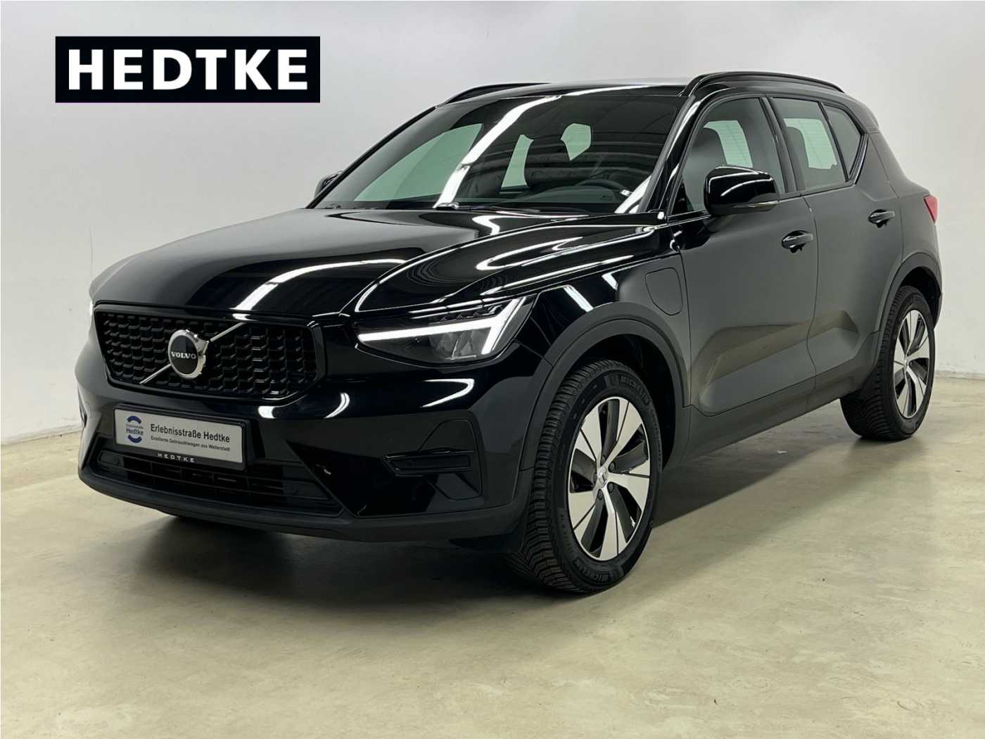 Volvo  XC40 Recharge Plus, T5 Plug-in Hybrid, Elektrisch/Benzin, Dark