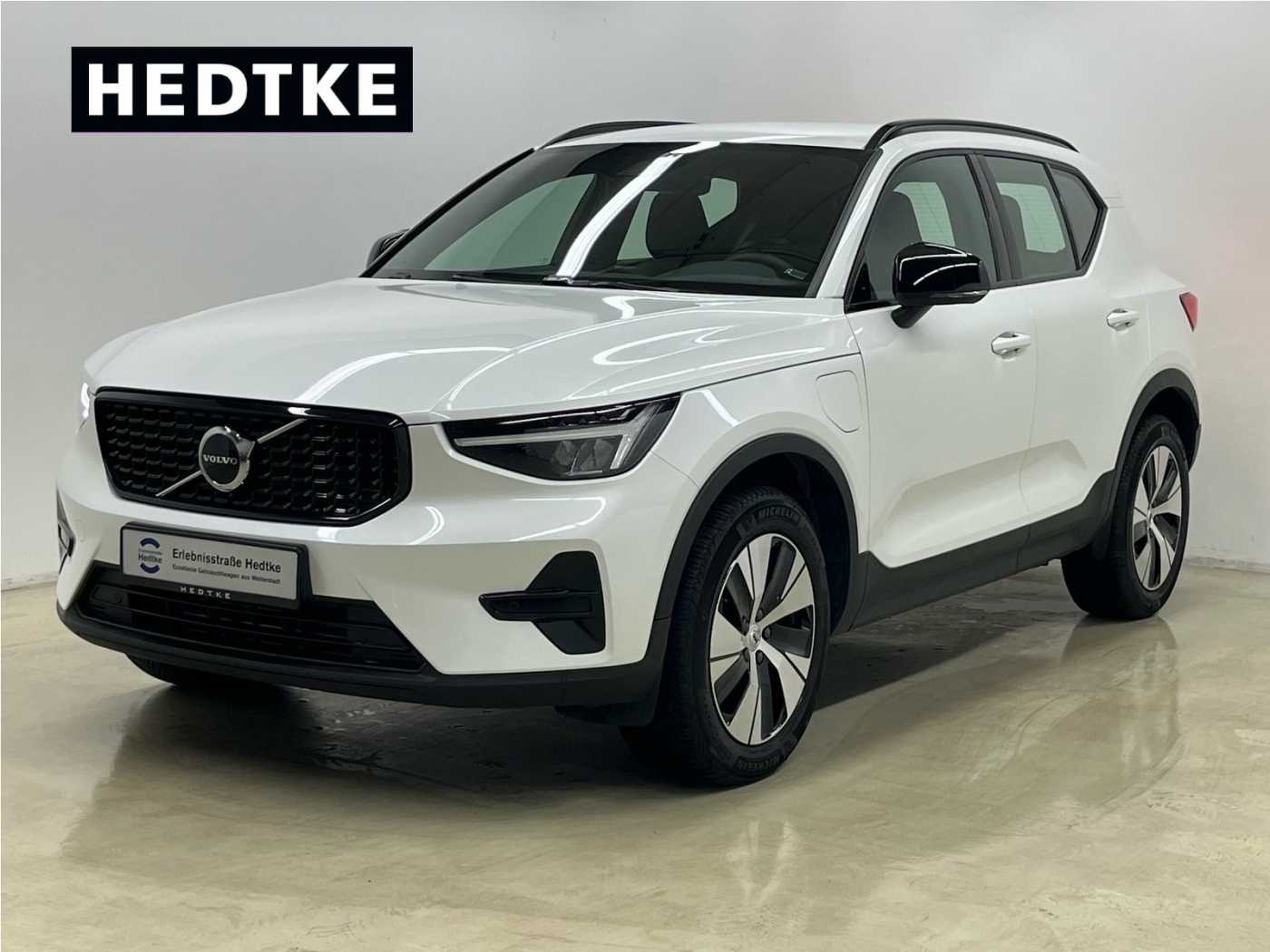 Volvo  XC40 Recharge Plus, T5 Plug-in Hybrid, Elektrisch/Benzin, Dark