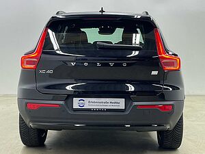 Volvo  XC40 Recharge Plus, T5 Plug-in Hybrid, Elektrisch/Benzin, Dark