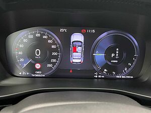 Volvo  XC40 Recharge Plus, T5 Plug-in Hybrid, Elektrisch/Benzin, Dark