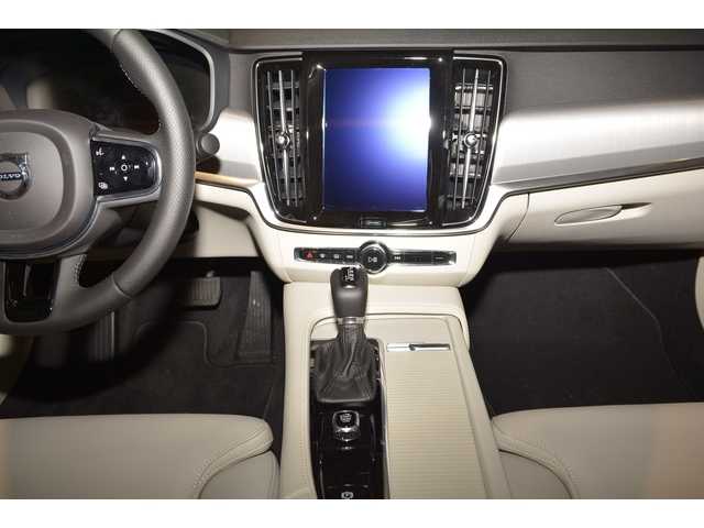 Volvo  D4 Momentum Navi Voll-LED Blis Rückfahrkamera Sitzheizung