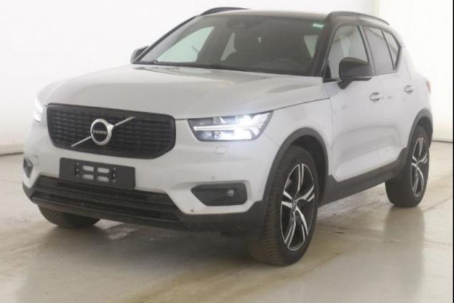 Volvo  XC40 R-Design, B4 Mild-Hybrid Benzin