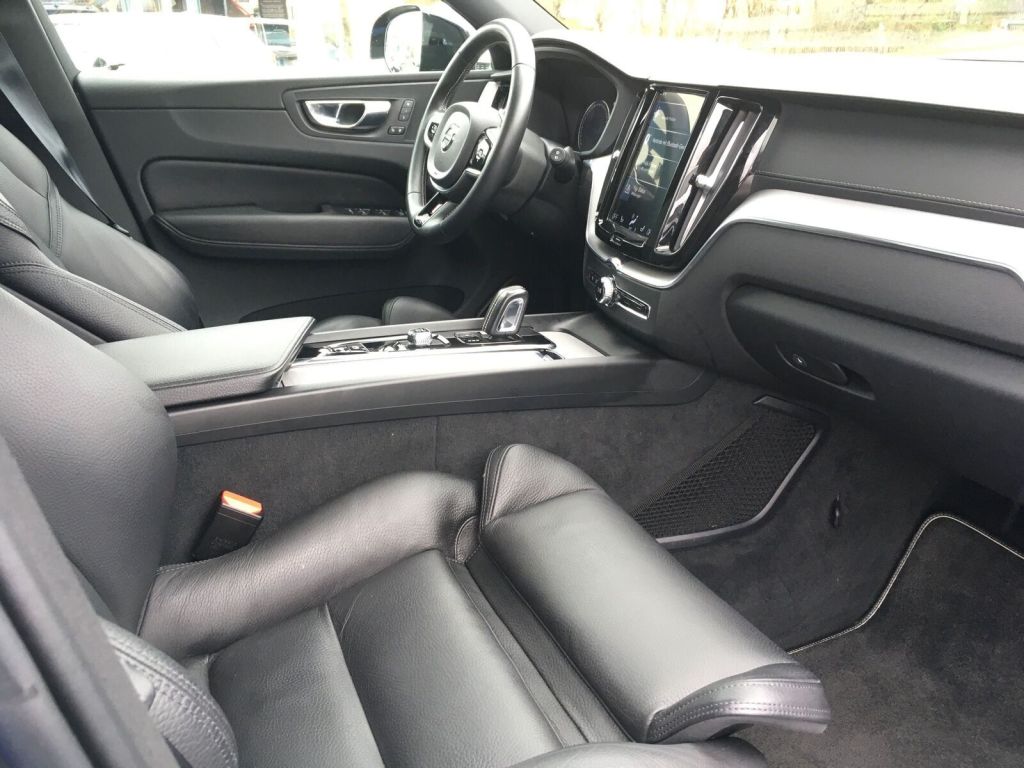 Volvo  XC60 B5 AWD MH Diesel R-Design automat växellåda