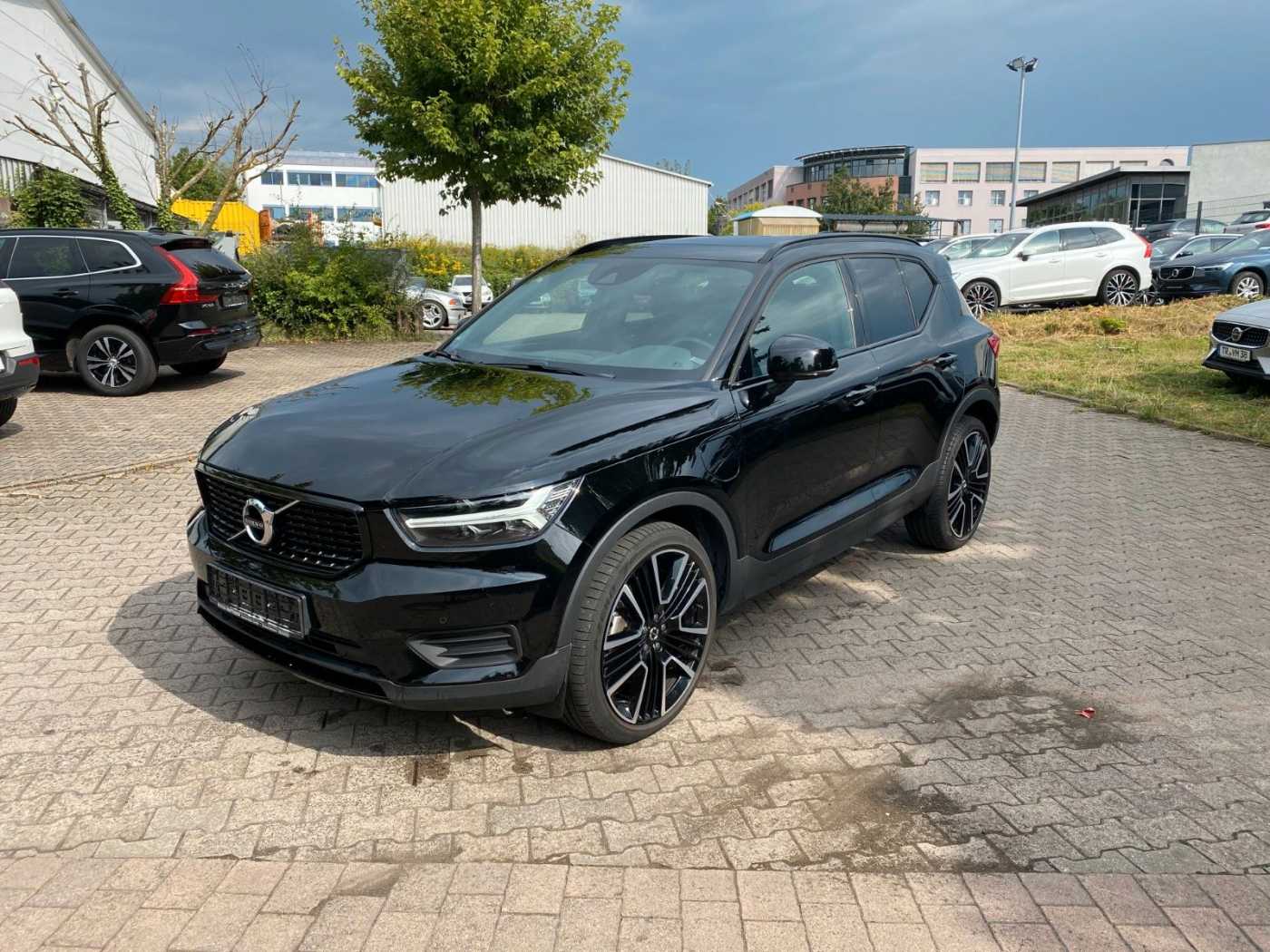 Volvo  T4 PHEV R-DESIGN+ALCANTARA+NAVI+PANO+CAM+21