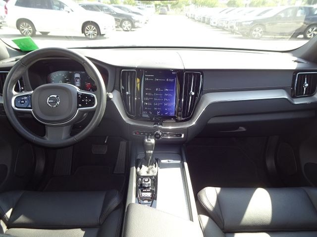 Volvo  D5 Inscription AWD HUD ACC BLIS AHK Pano