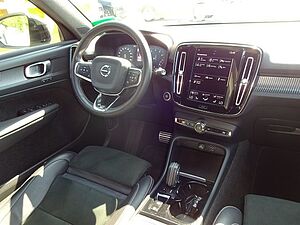 Volvo  T4 R Design 2WD ACC BLIS 360° Navi Standhz