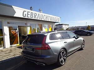 Volvo  T8 R-Design Expr. Plug-In AHK HUD Pano