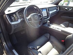 Volvo  D5 Inscription AWD HUD ACC BLIS AHK Pano