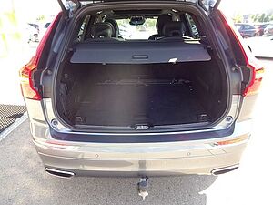 Volvo  D5 Inscription AWD HUD ACC BLIS AHK Pano