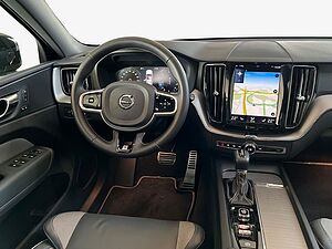 Volvo  D4 R-Design Aut PilotAssist BLIS Navi Voll-LED Kamera