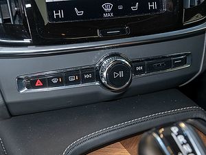 Volvo  D4  Aut 360° BLIS AHK CD LED