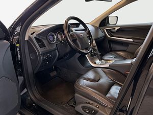 Volvo  D5 AWD  Aut Leder Navi Xenon Telefon