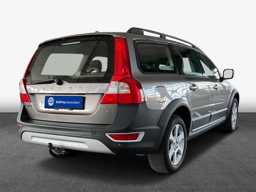 Volvo  D5 AWD  Aut Leder Sitzh AHK Einparkhilfe