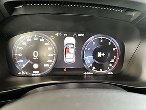 Volvo  T3 Navi LED DAB+ Einparkh Spiegel-Paket