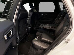 Volvo  XC60 D4 Automatikgetriebe (140kW/190PS) Momentum Pro