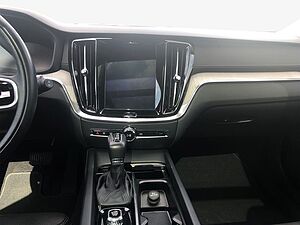 Volvo  D4 AWD Geartronic