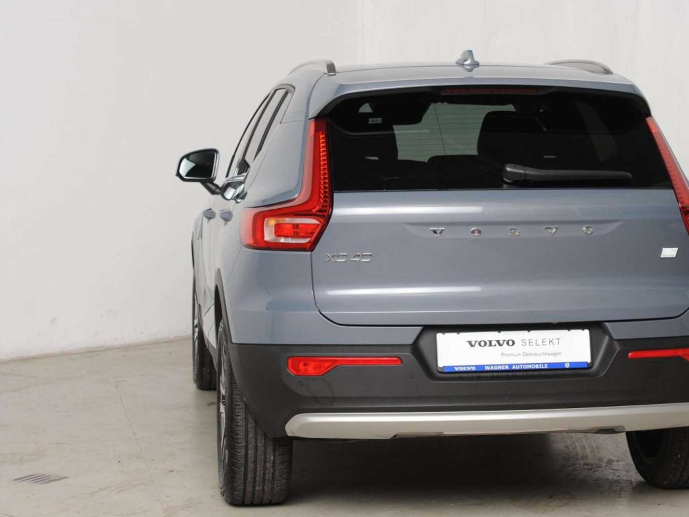 Volvo  T4 Recharge DKG Inscription Expression *AHK*