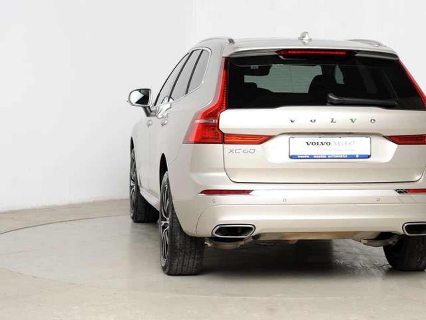 Volvo  XC60 T8 Twin Engine AWD Geartronic Inscription