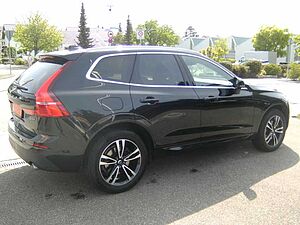 Volvo  XC60 B4 Mild-Hybrid Diesel AWD Automatikgetriebe (145kW/197PS) Momentum Pro