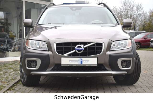 Volvo  D5  Momentum AWD