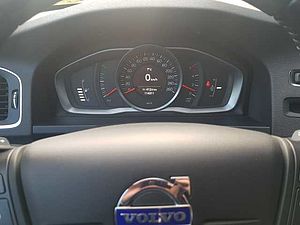 Volvo  D4 Kinetic+Xenon+Navi+Sportsitze