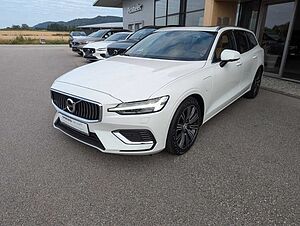 Volvo  V60 T6 TWIN ENGINE AWD Automatikgetriebe (223+65kW/303+87PS)  Inscription