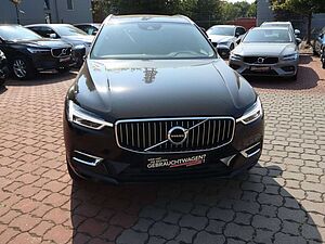 Volvo  T8 AWD Inscription+Harman+BLIS+Panorama+