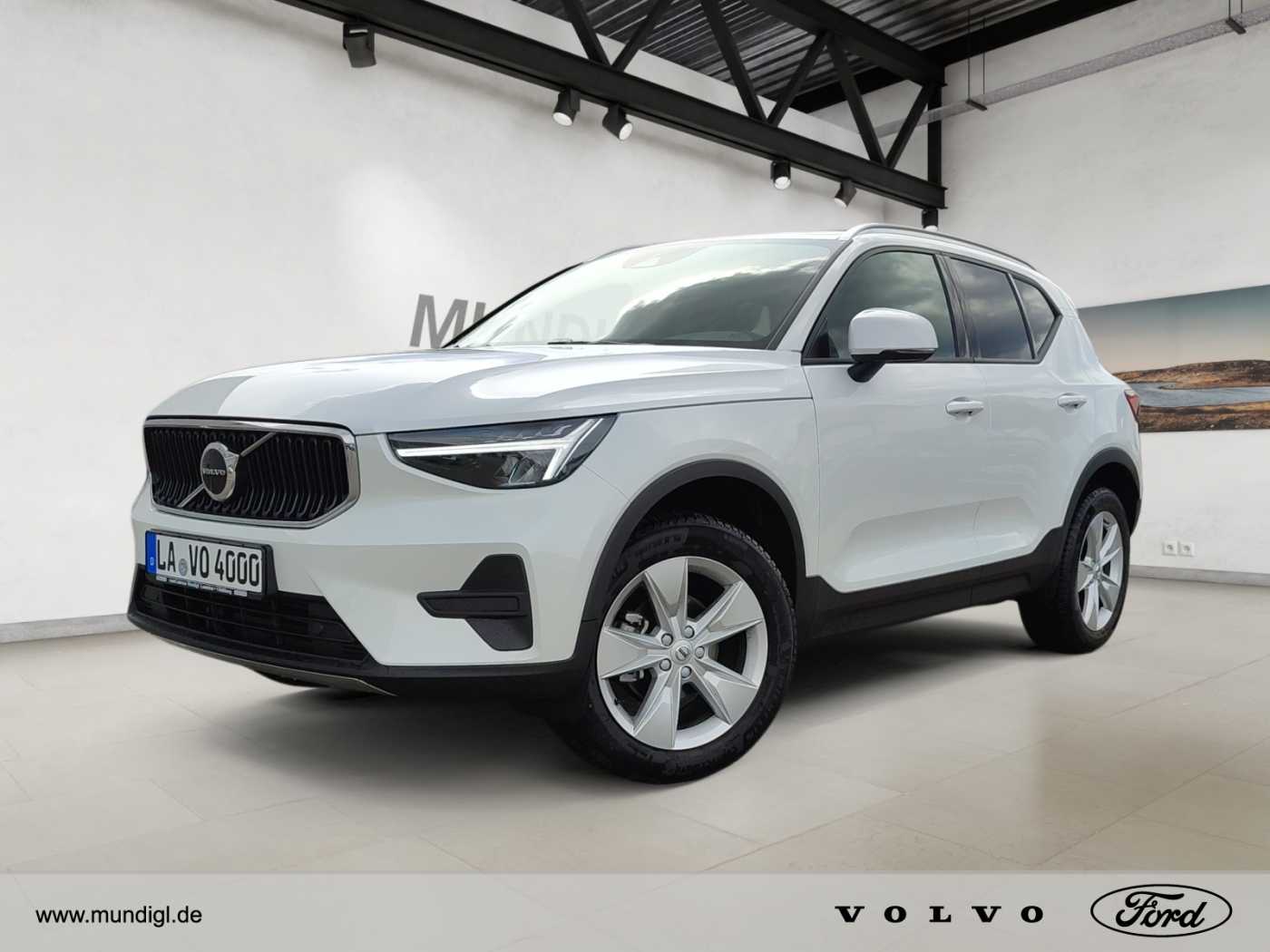 Volvo  XC40 Core, T2 Automatikgetriebe, Benzin