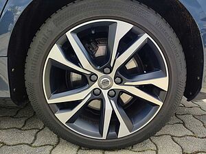 Volvo  R-Design PHEV LEDER, NAVI, AHK, RFK, Sitzbel. ,Klimaaut. ,SHZ, LRH, .