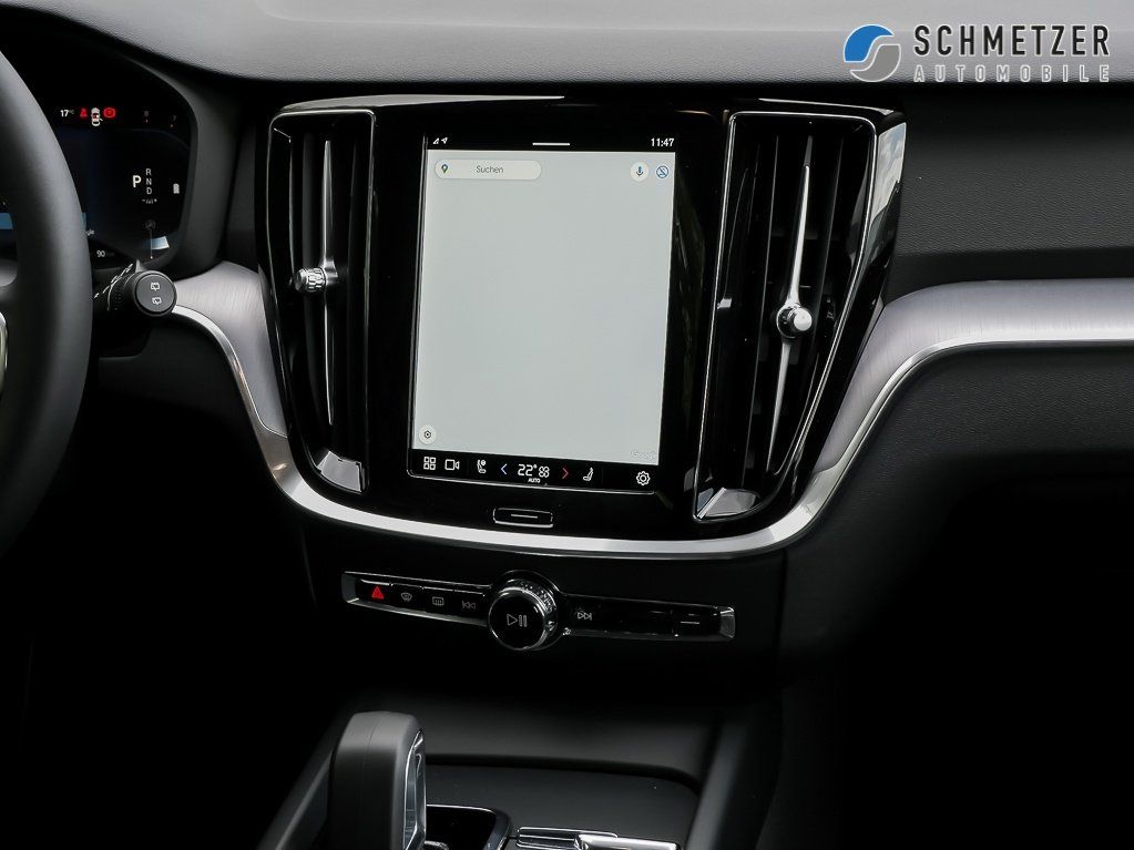 Volvo  +B3+CORE+Benzin+LM+SHZ+KAMERA+BLUETOOTH+NAVI+