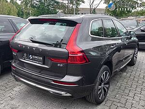 Volvo  +B5+D+AWD+Head-Up+PDC+R-Kam+Harman+Panorama+